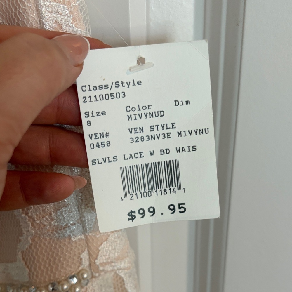 David’s Bridal City Triangles Lace Fit & Flare Dress Blush Ivory Size 8 NWT - Picture 5 of 9